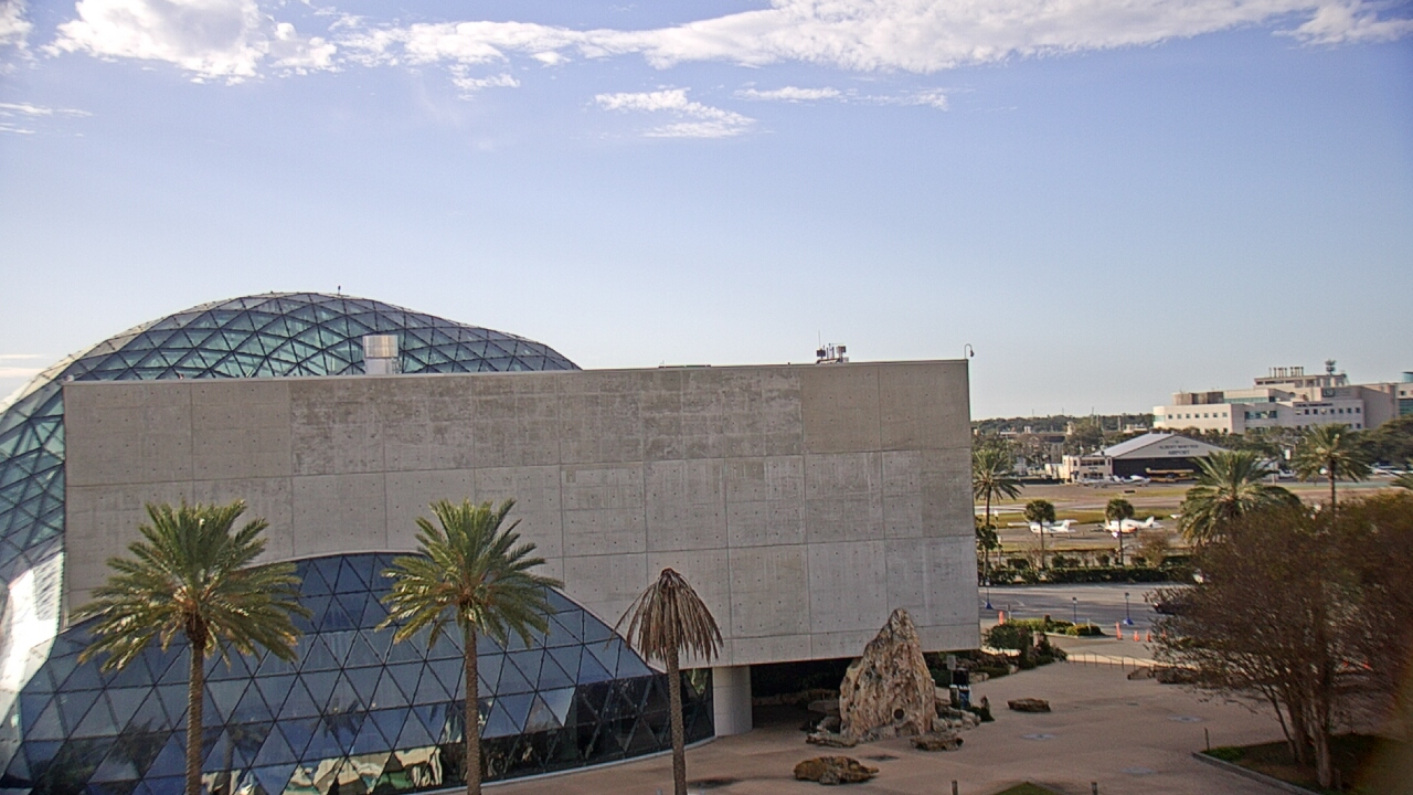 Thumbnail for current weather camera view from Mahaffey Theater in St. Petersburg, Florida