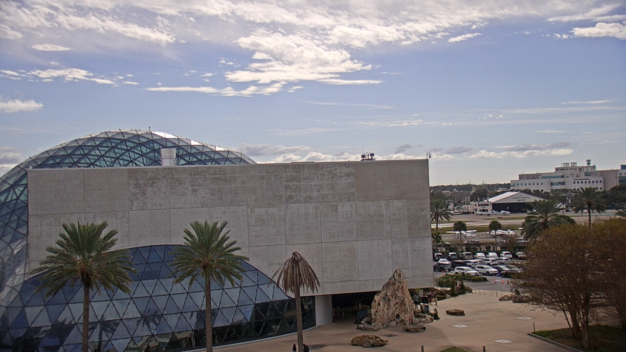 Thumbnail for current weather camera view from Mahaffey Theater in St. Petersburg, Florida
