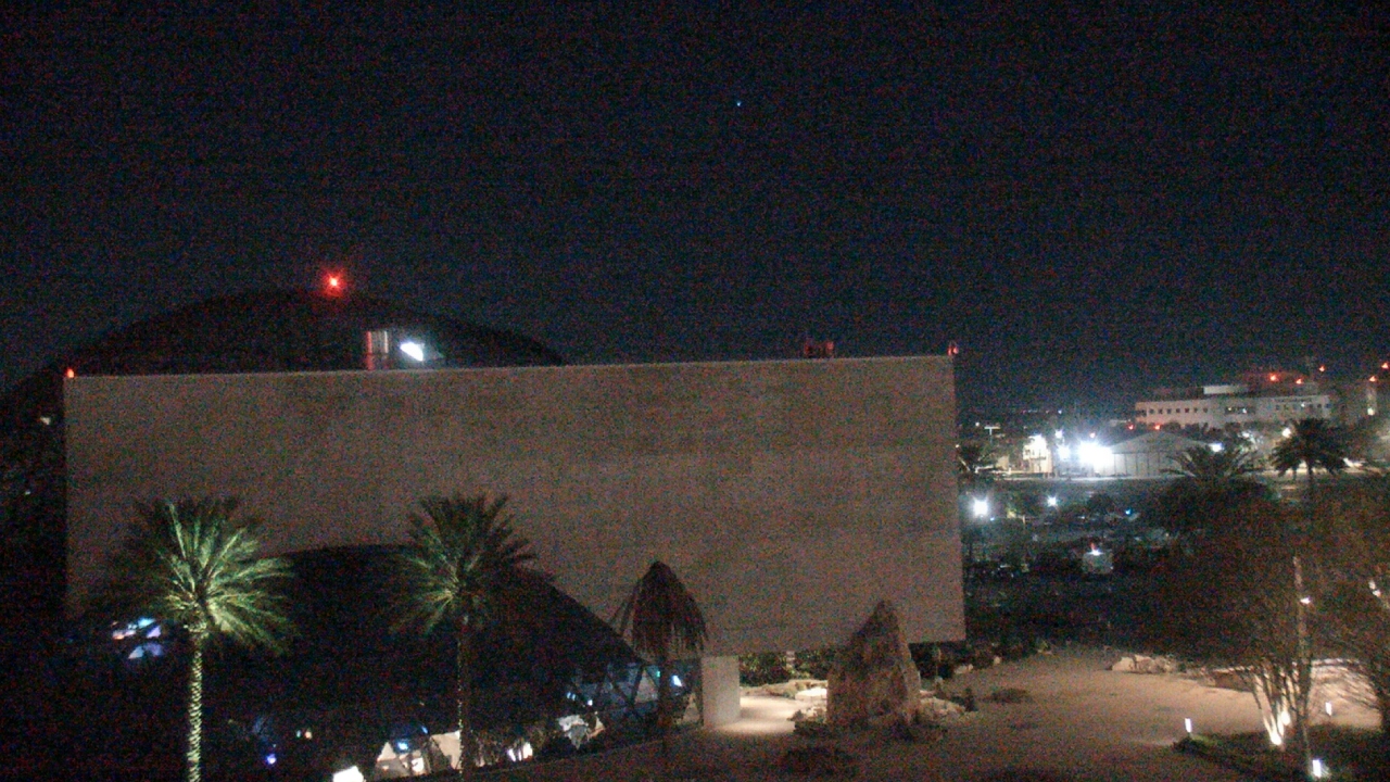 Thumbnail for current weather camera view from Mahaffey Theater in St. Petersburg, Florida