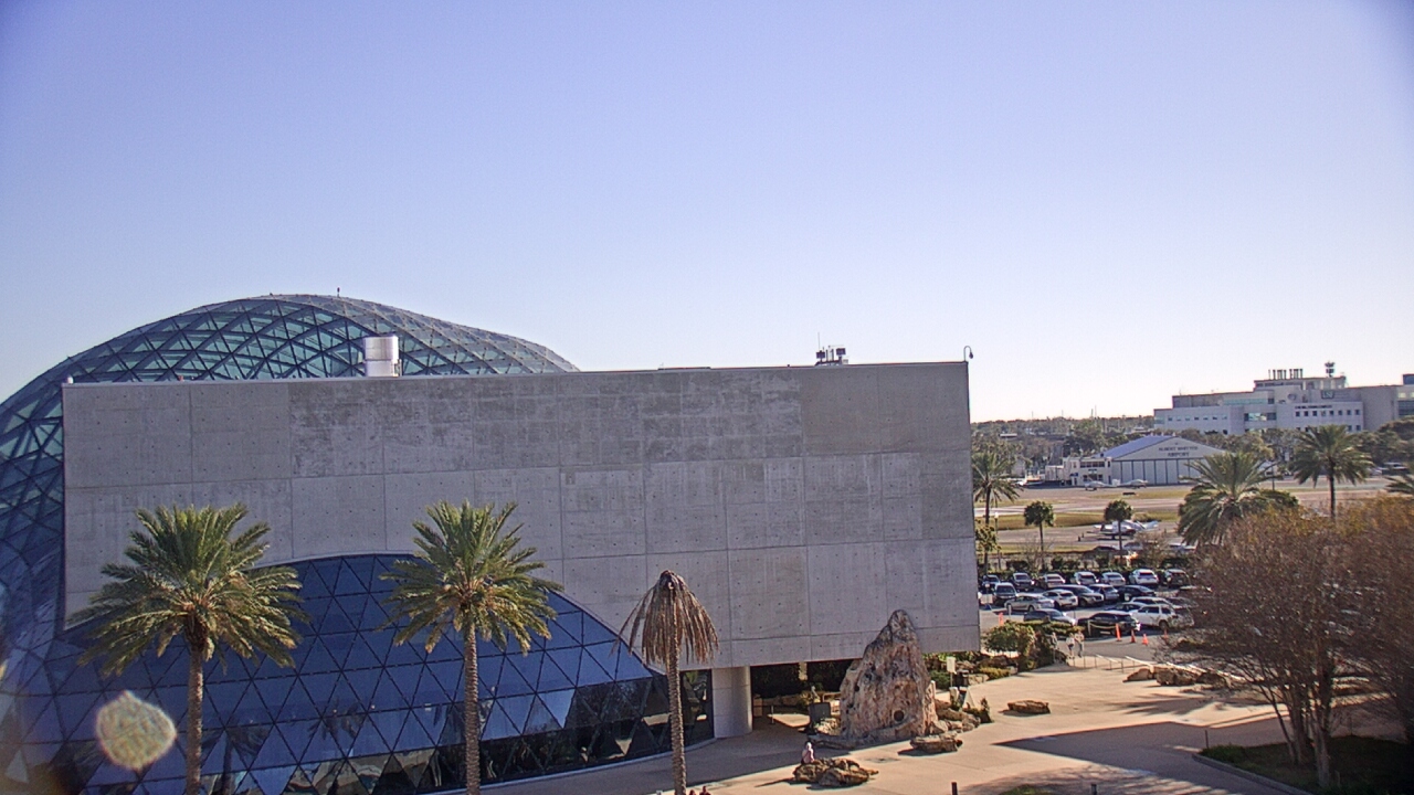 Thumbnail for current weather camera view from Mahaffey Theater in St. Petersburg, Florida