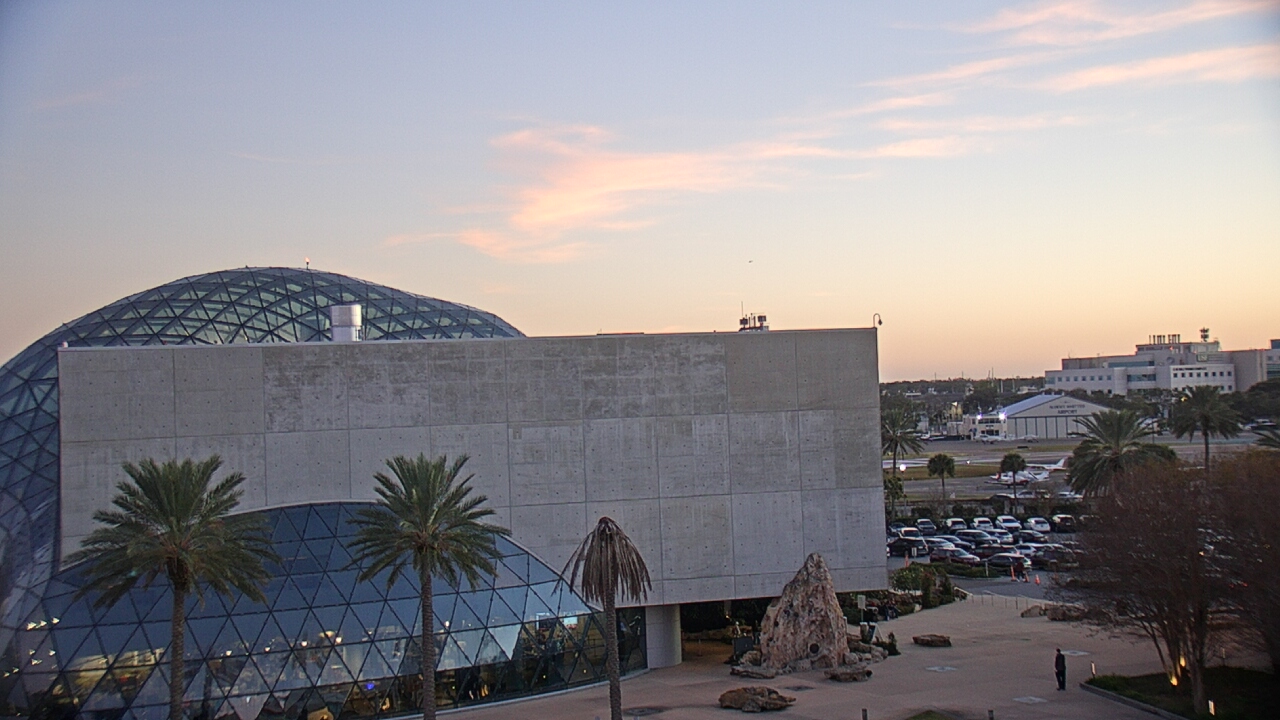 Thumbnail for current weather camera view from Mahaffey Theater in St. Petersburg, Florida