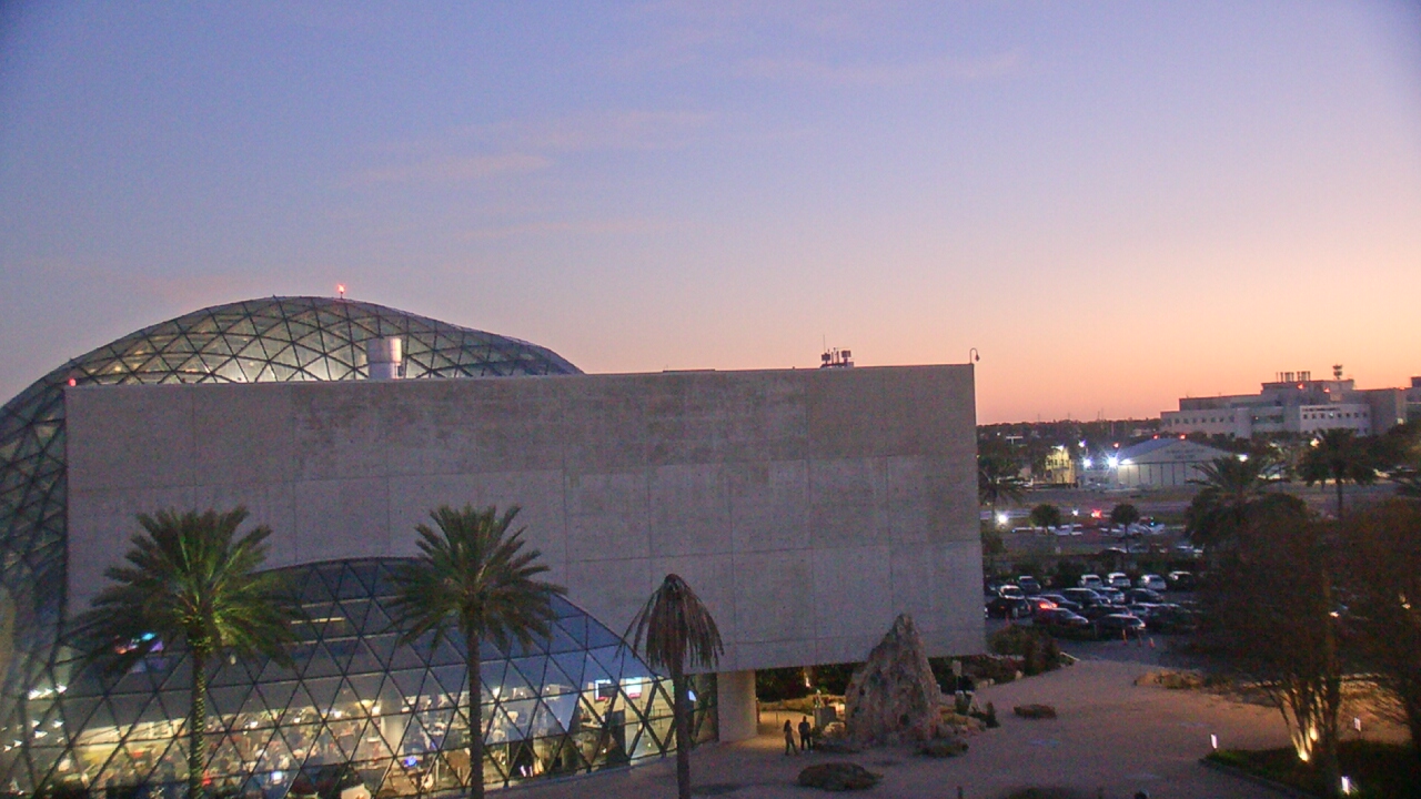 Thumbnail for current weather camera view from Mahaffey Theater in St. Petersburg, Florida