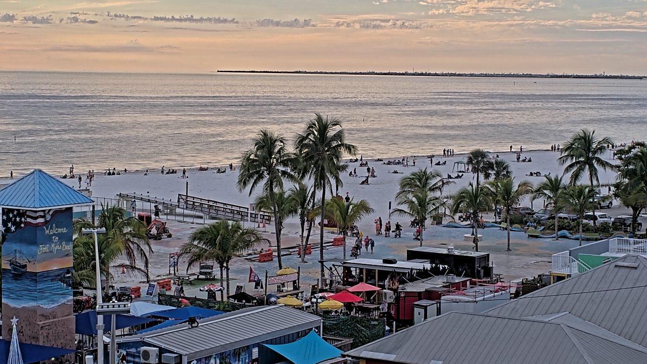 Thumbnail for current weather camera view from Margaritaville Beach Resort in Fort Myers Beach, Florida