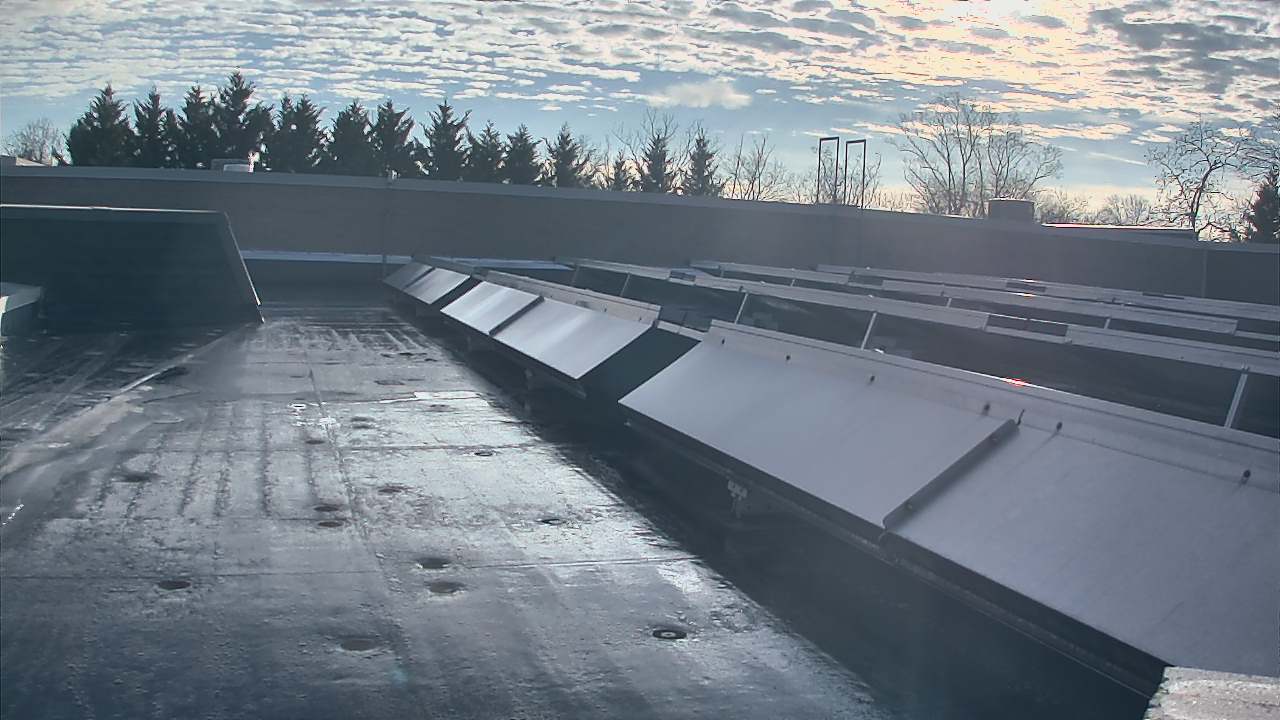 Thumbnail for current weather camera view from Langley School in McLean, Virginia