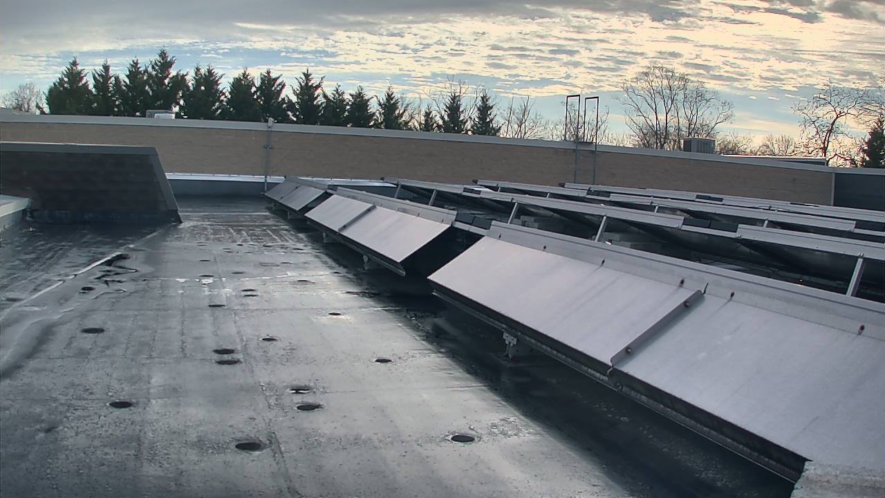 Thumbnail for current weather camera view from Langley School in McLean, Virginia