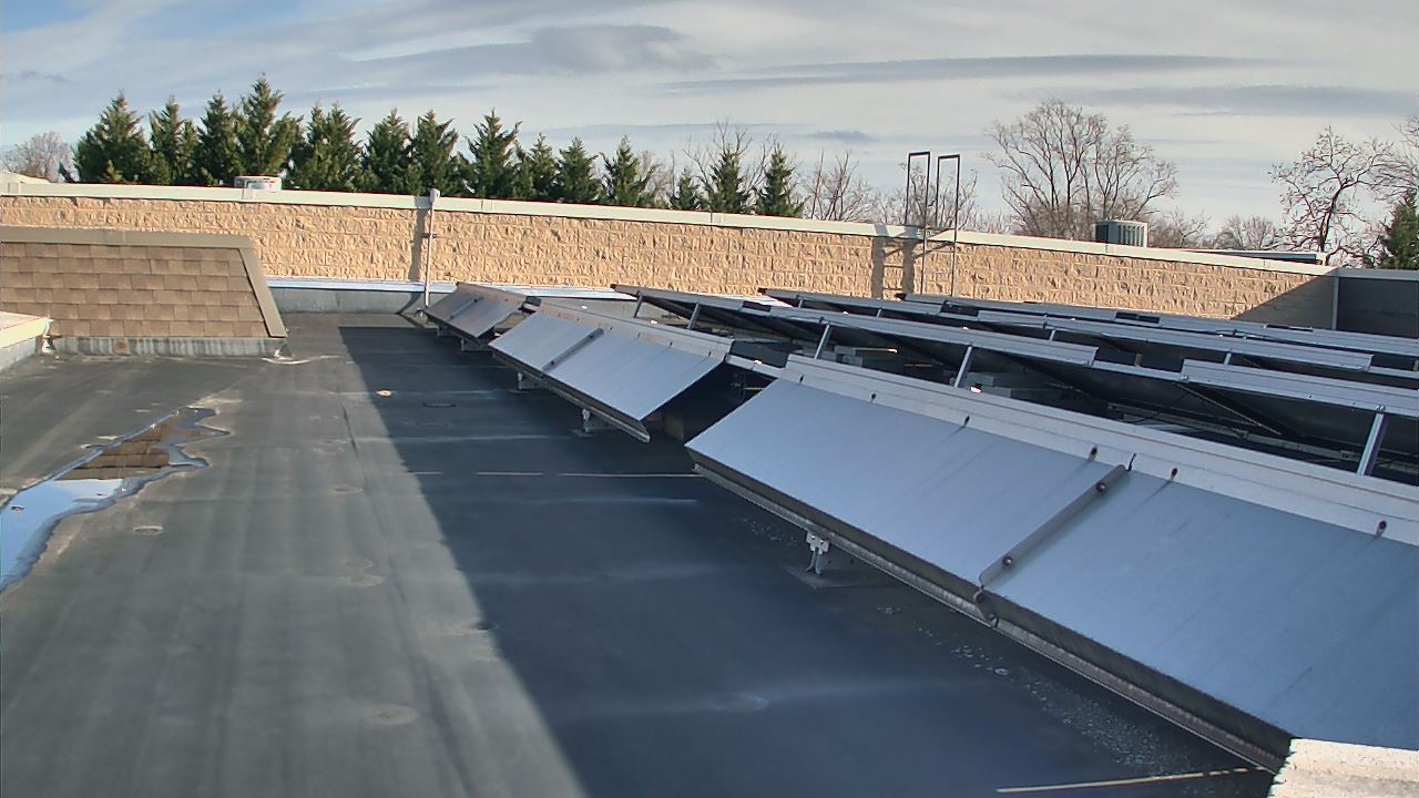 Thumbnail for current weather camera view from Langley School in McLean, Virginia