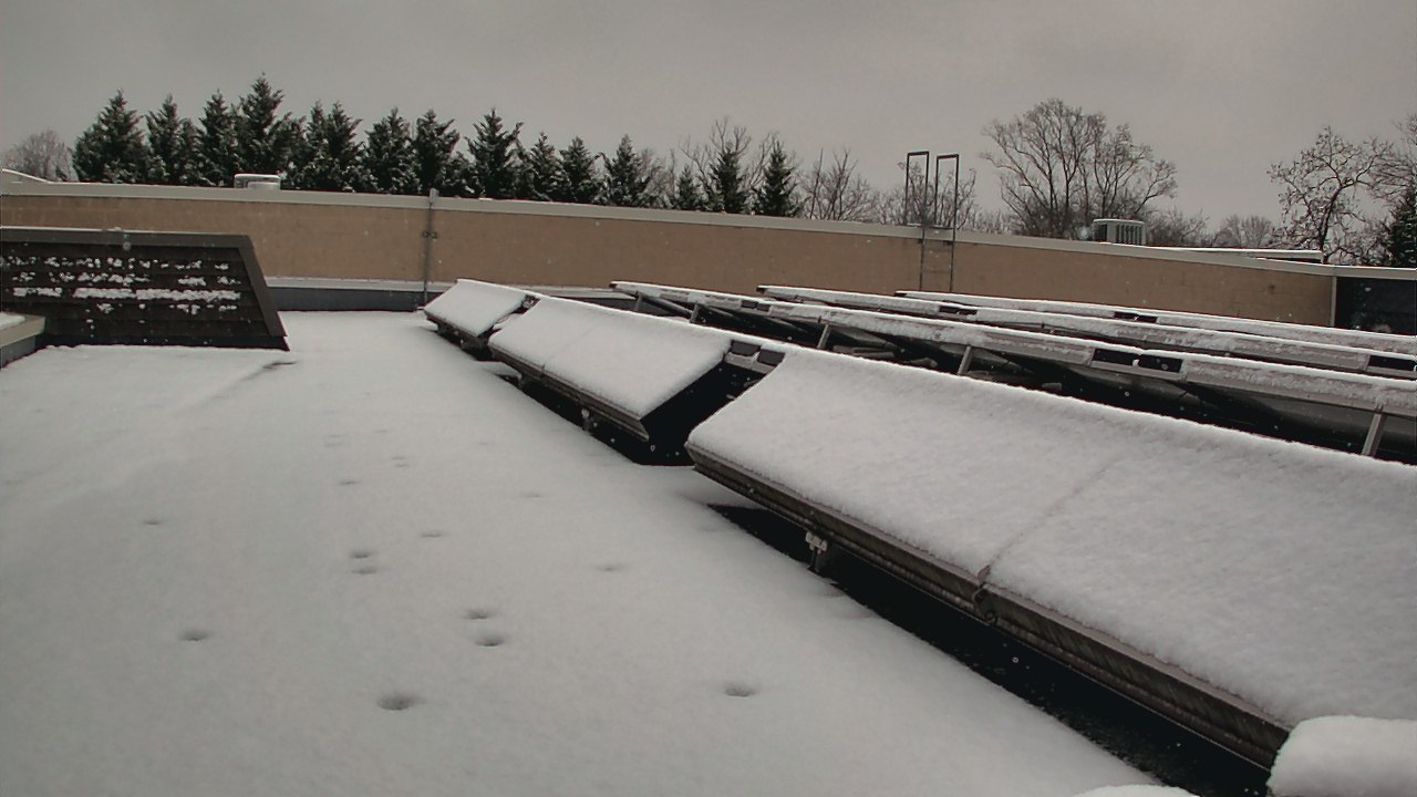 Thumbnail for current weather camera view from Langley School in McLean, Virginia