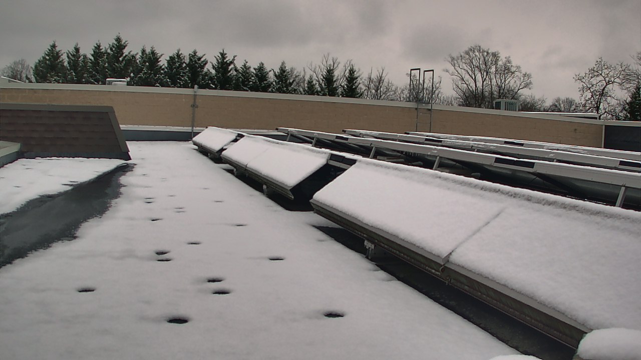 Thumbnail for current weather camera view from Langley School in McLean, Virginia