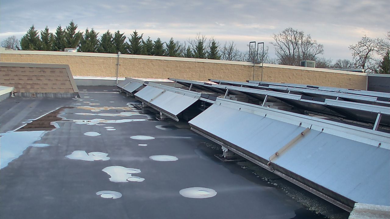 Thumbnail for current weather camera view from Langley School in McLean, Virginia