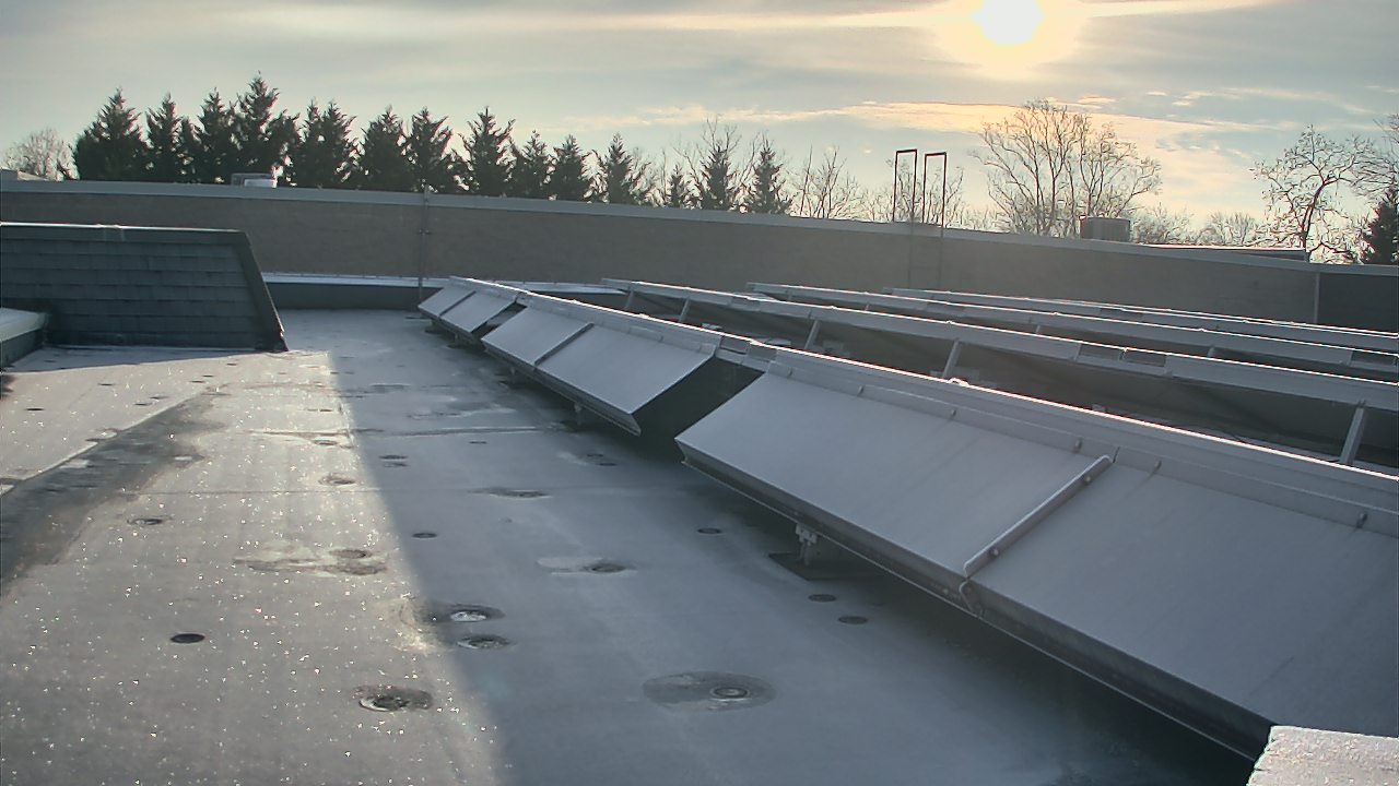 Thumbnail for current weather camera view from Langley School in McLean, Virginia