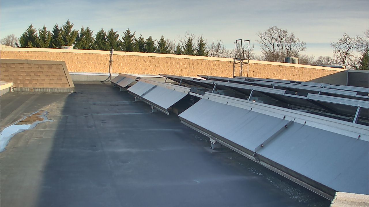 Thumbnail for current weather camera view from Langley School in McLean, Virginia