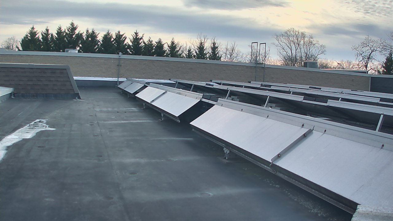 Thumbnail for current weather camera view from Langley School in McLean, Virginia