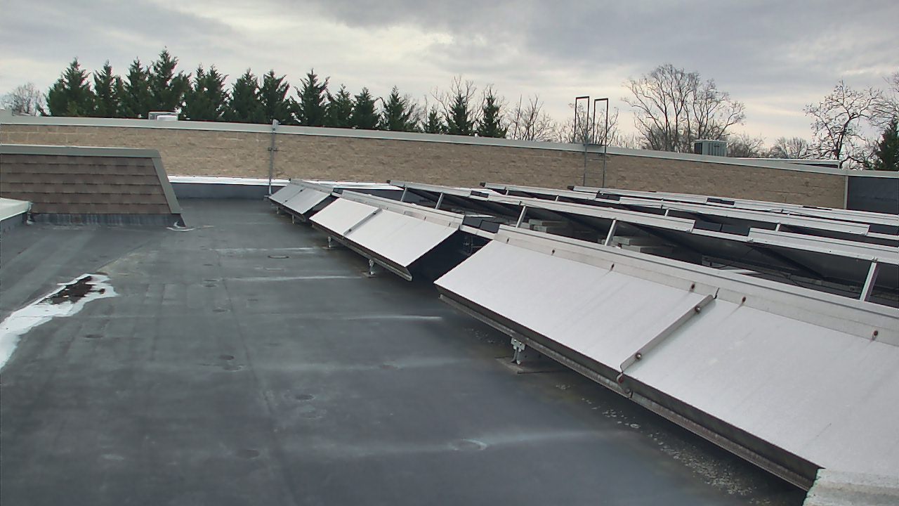 Thumbnail for current weather camera view from Langley School in McLean, Virginia