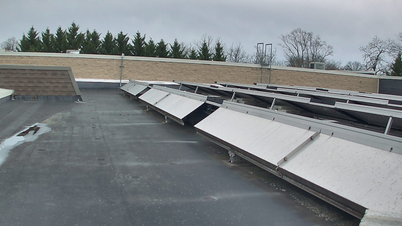 Thumbnail for current weather camera view from Langley School in McLean, Virginia