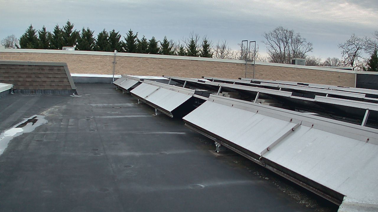 Thumbnail for current weather camera view from Langley School in McLean, Virginia