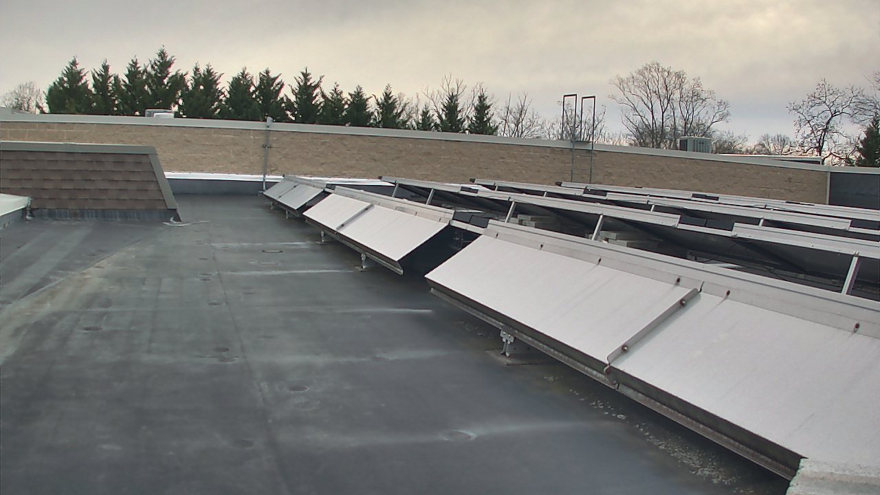 Thumbnail for current weather camera view from Langley School in McLean, Virginia