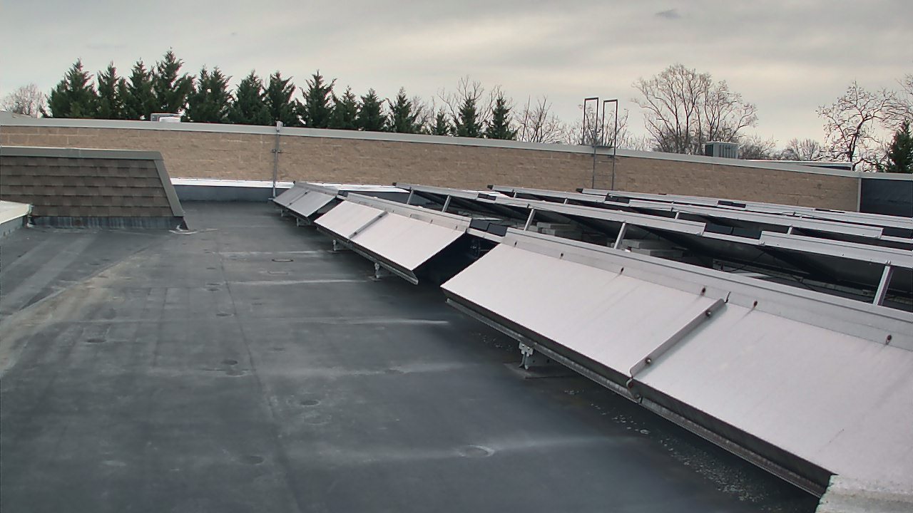 Thumbnail for current weather camera view from Langley School in McLean, Virginia