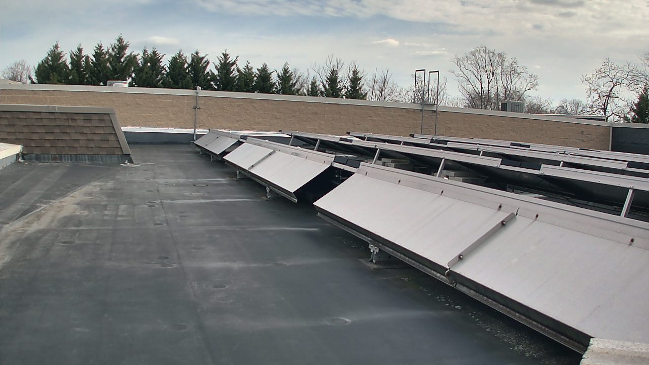 Thumbnail for current weather camera view from Langley School in McLean, Virginia