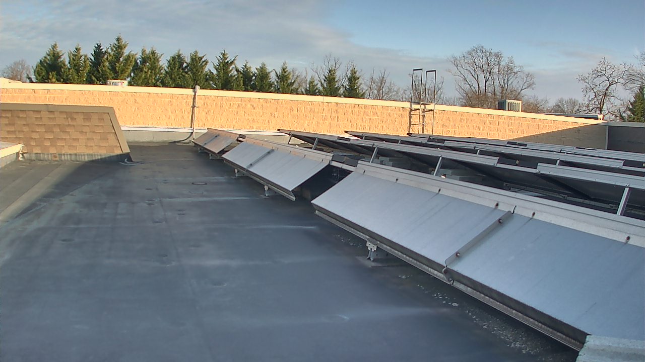 Thumbnail for current weather camera view from Langley School in McLean, Virginia