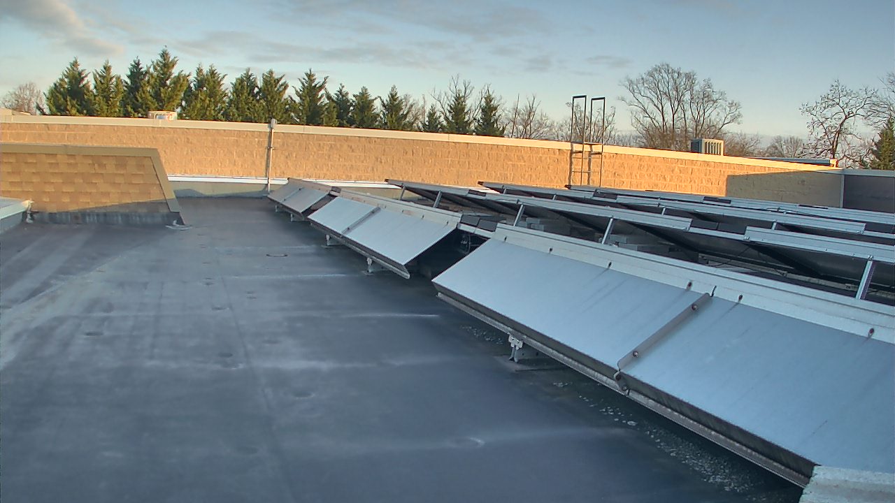 Thumbnail for current weather camera view from Langley School in McLean, Virginia