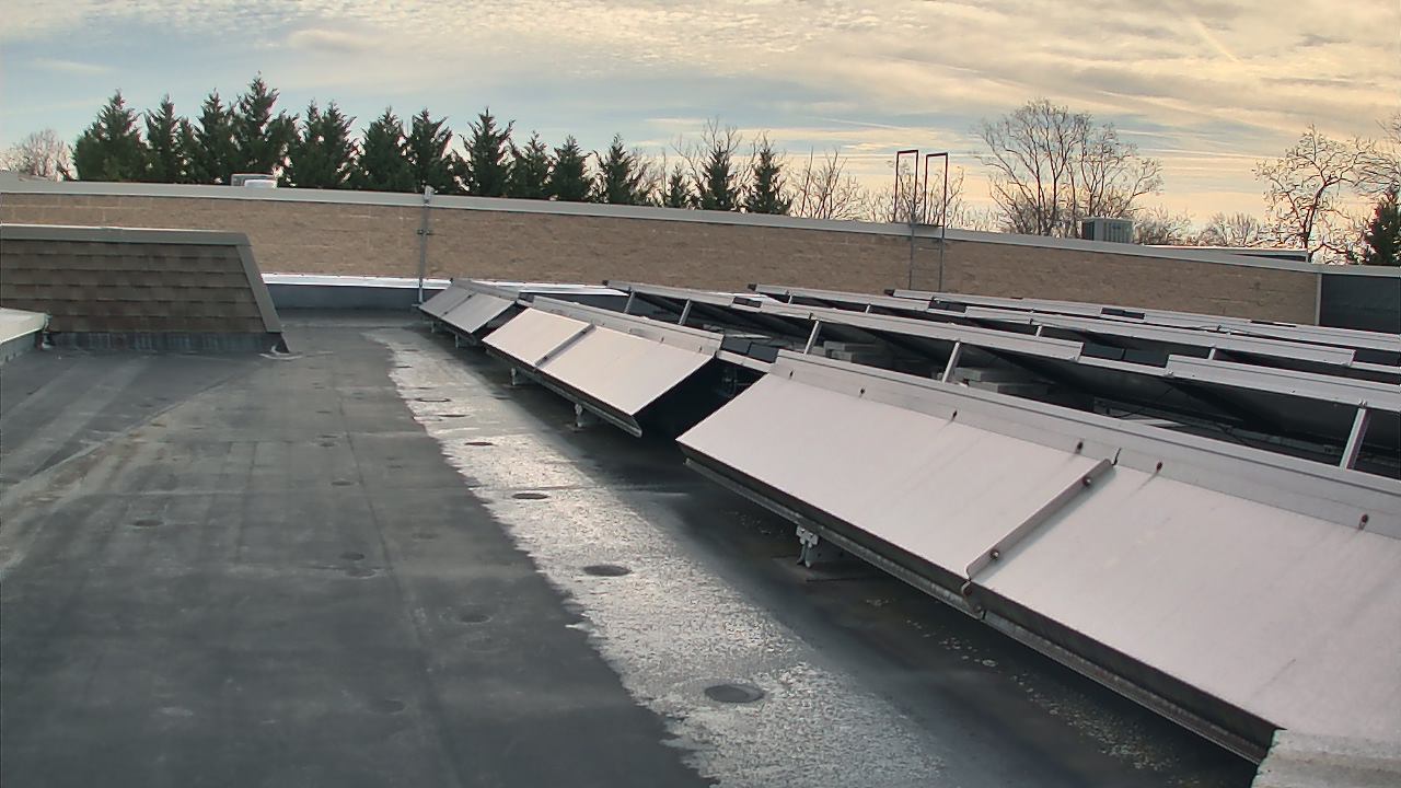 Thumbnail for current weather camera view from Langley School in McLean, Virginia