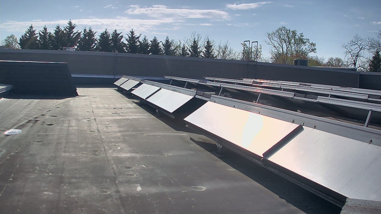 Thumbnail for current weather camera view from Langley School in McLean, Virginia