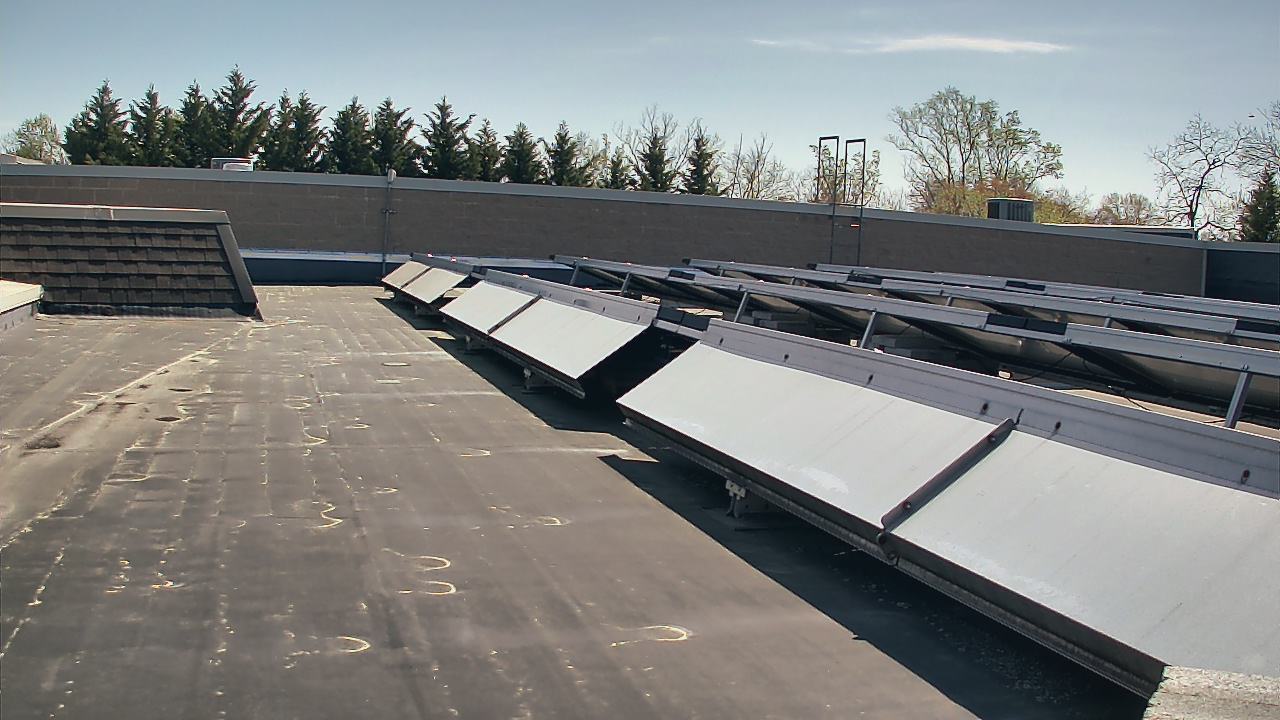 Thumbnail for current weather camera view from Langley School in McLean, Virginia