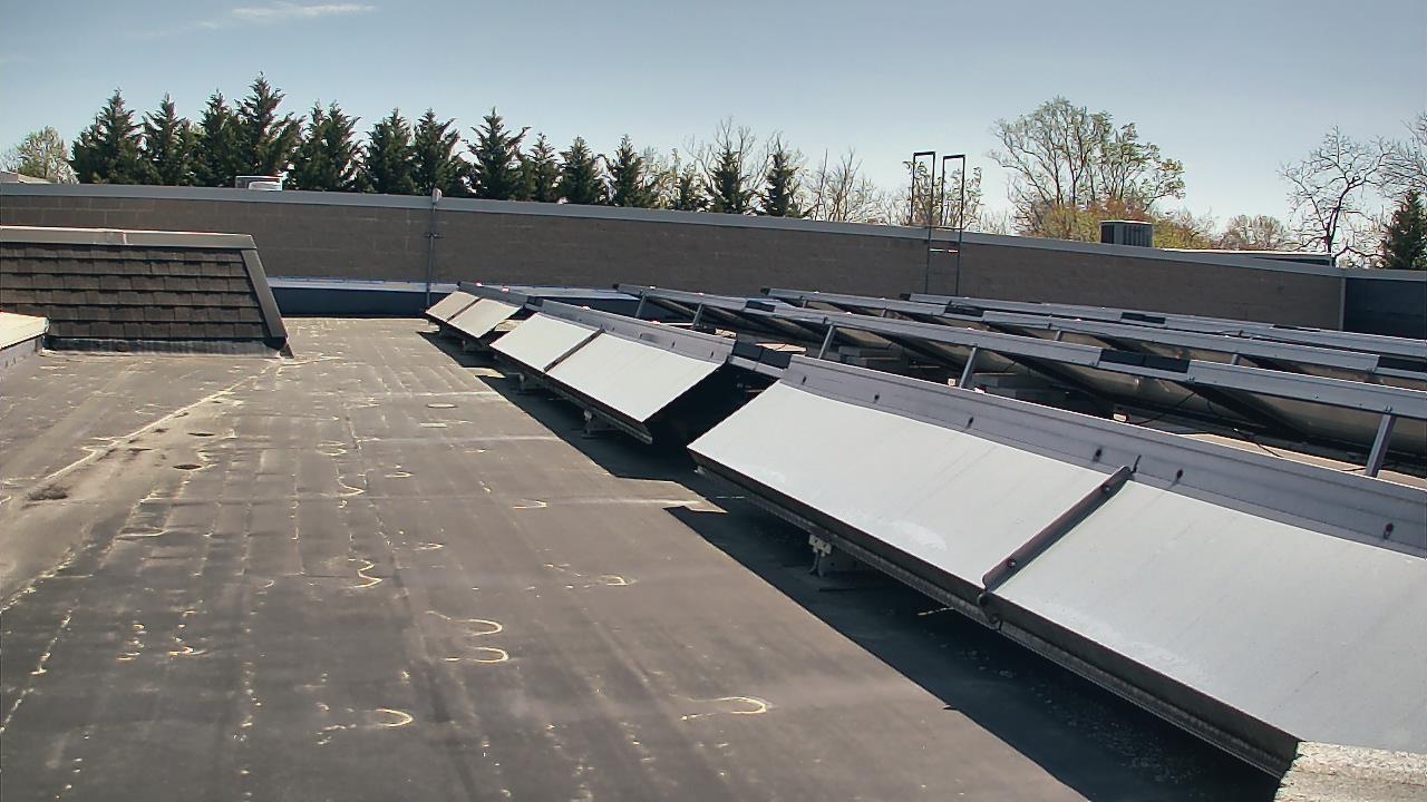 Thumbnail for current weather camera view from Langley School in McLean, Virginia