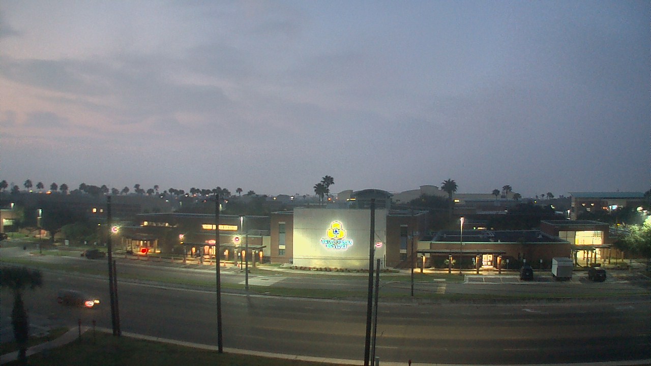 Thumbnail for current weather camera view from South Texas College (old 2013 unit) in McAllen, Texas