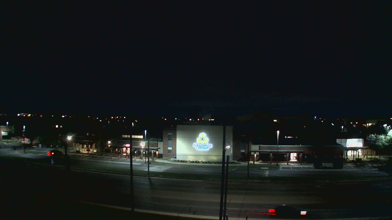 Thumbnail for current weather camera view from South Texas College (old 2013 unit) in McAllen, Texas