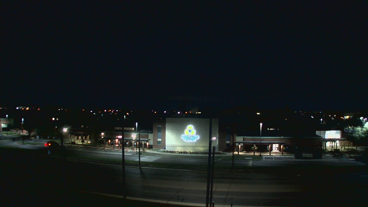 Thumbnail for current weather camera view from South Texas College (old 2013 unit) in McAllen, Texas