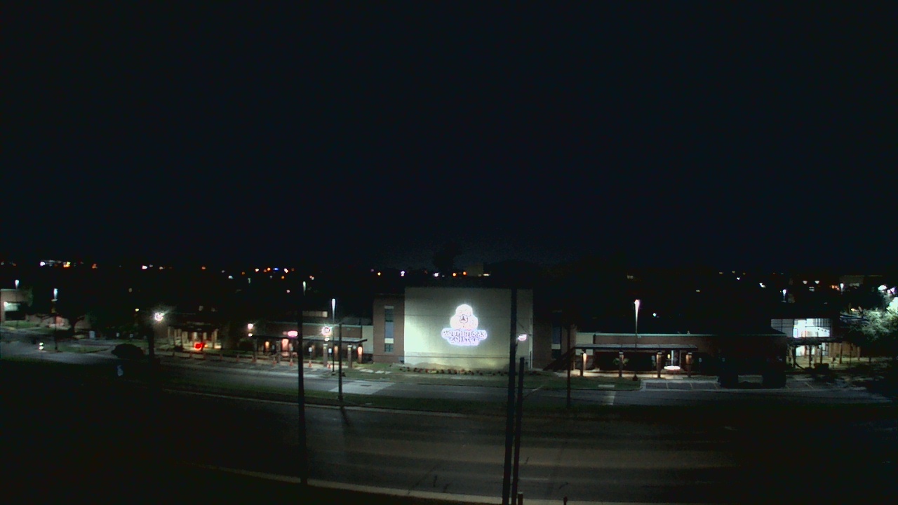 Thumbnail for current weather camera view from South Texas College (old 2013 unit) in McAllen, Texas