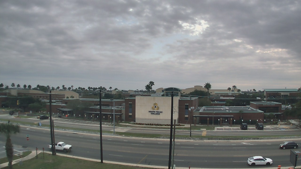 Thumbnail for current weather camera view from South Texas College (old 2013 unit) in McAllen, Texas