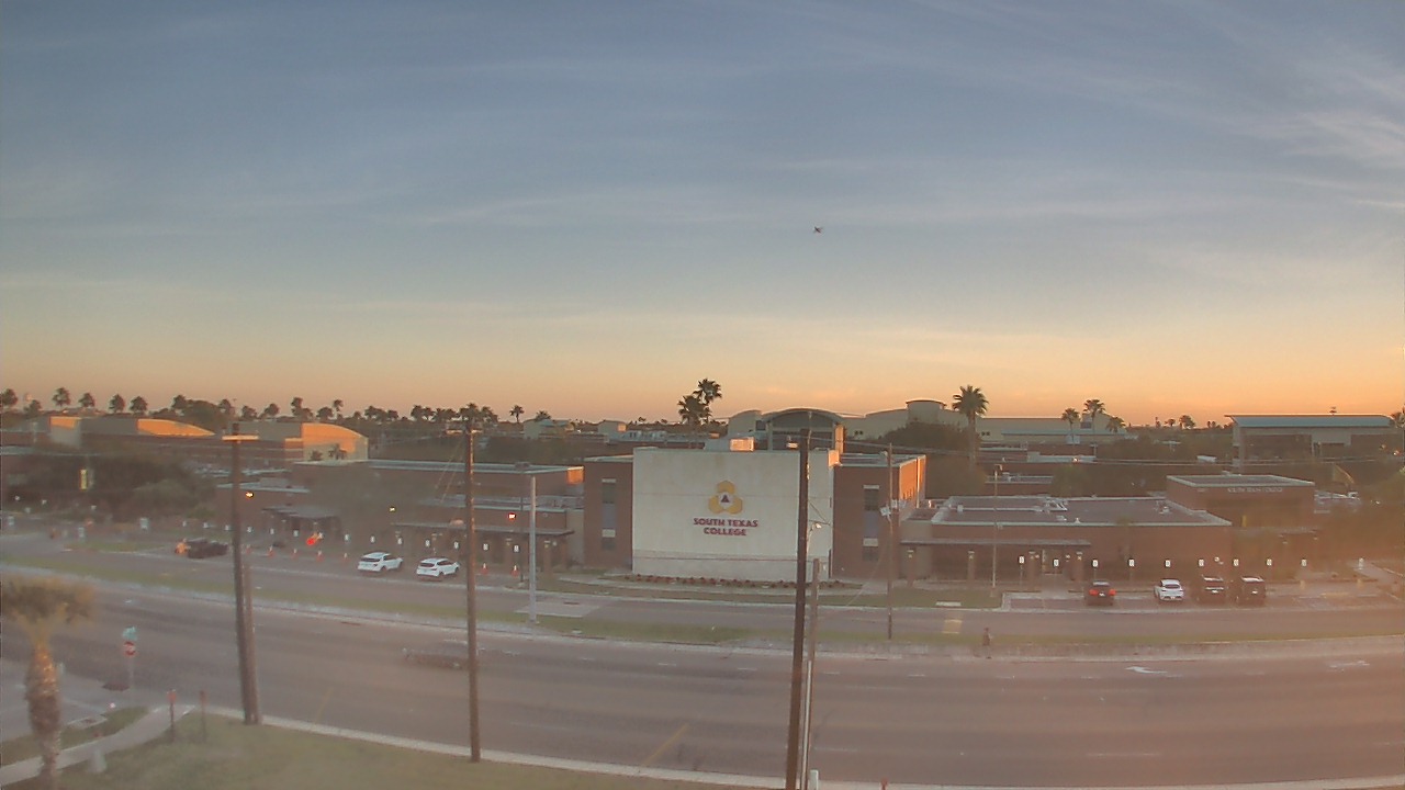 Thumbnail for current weather camera view from South Texas College (old 2013 unit) in McAllen, Texas