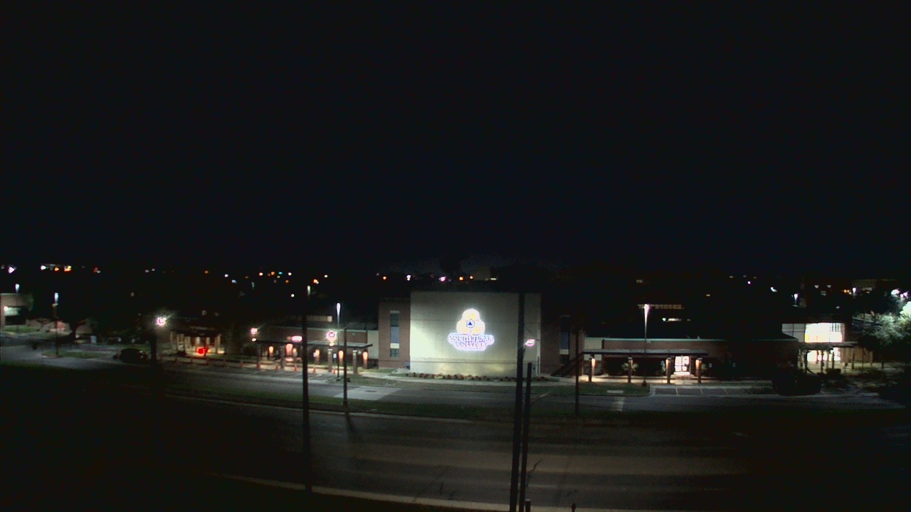 Thumbnail for current weather camera view from South Texas College (old 2013 unit) in McAllen, Texas