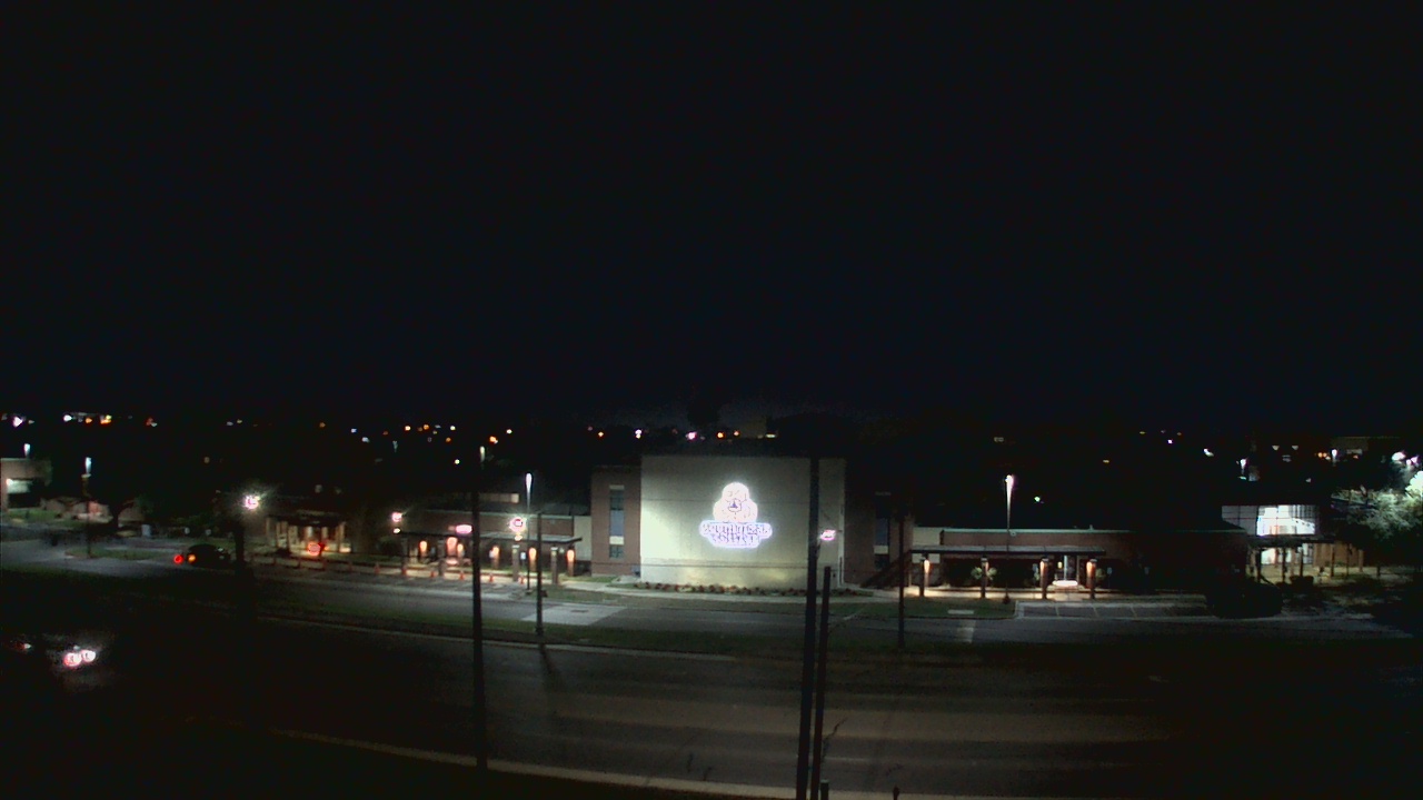 Thumbnail for current weather camera view from South Texas College (old 2013 unit) in McAllen, Texas