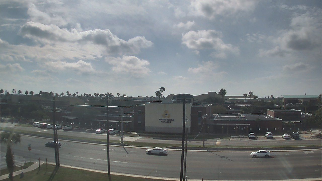 Thumbnail for current weather camera view from South Texas College (old 2013 unit) in McAllen, Texas