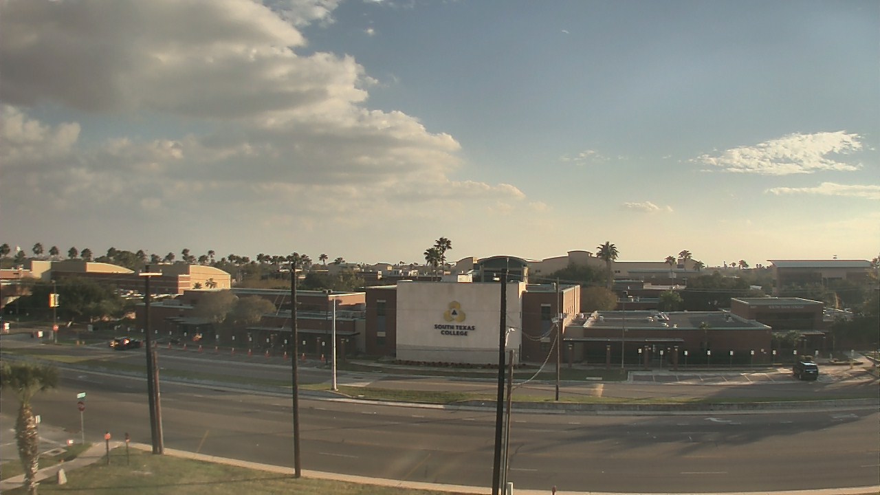 Thumbnail for current weather camera view from South Texas College (old 2013 unit) in McAllen, Texas