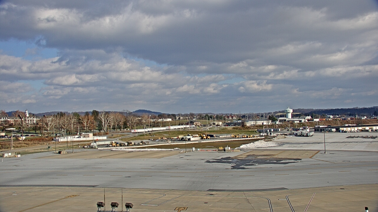Thumbnail for current weather camera view from Harrisburg International Airport in Middletown, Pennsylvania