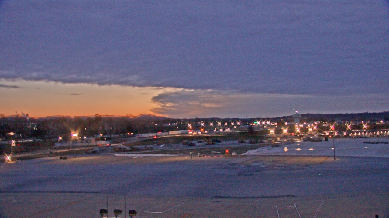 Thumbnail for current weather camera view from Harrisburg International Airport in Middletown, Pennsylvania