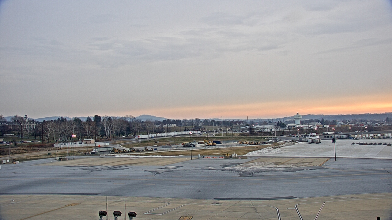 Thumbnail for current weather camera view from Harrisburg International Airport in Middletown, Pennsylvania