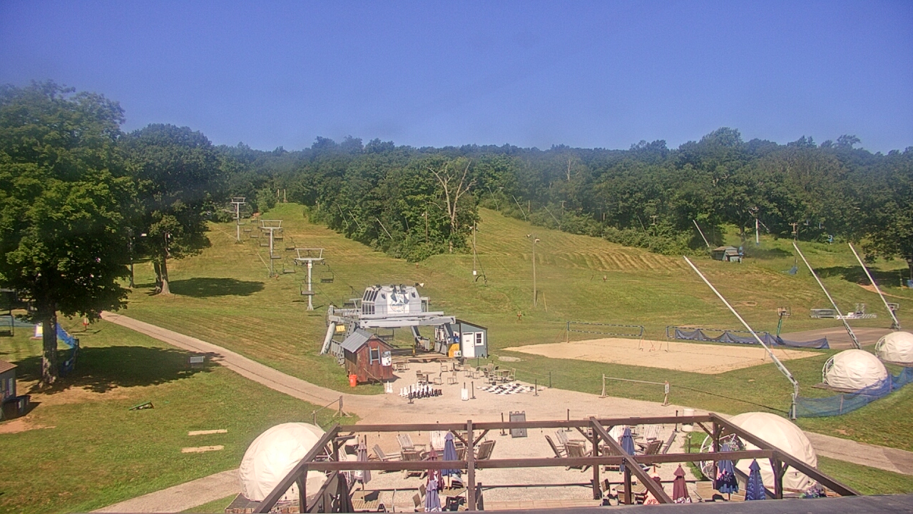 Thumbnail for current weather camera view from Powder Ridge Ski Resort in Middlefield, Connecticut