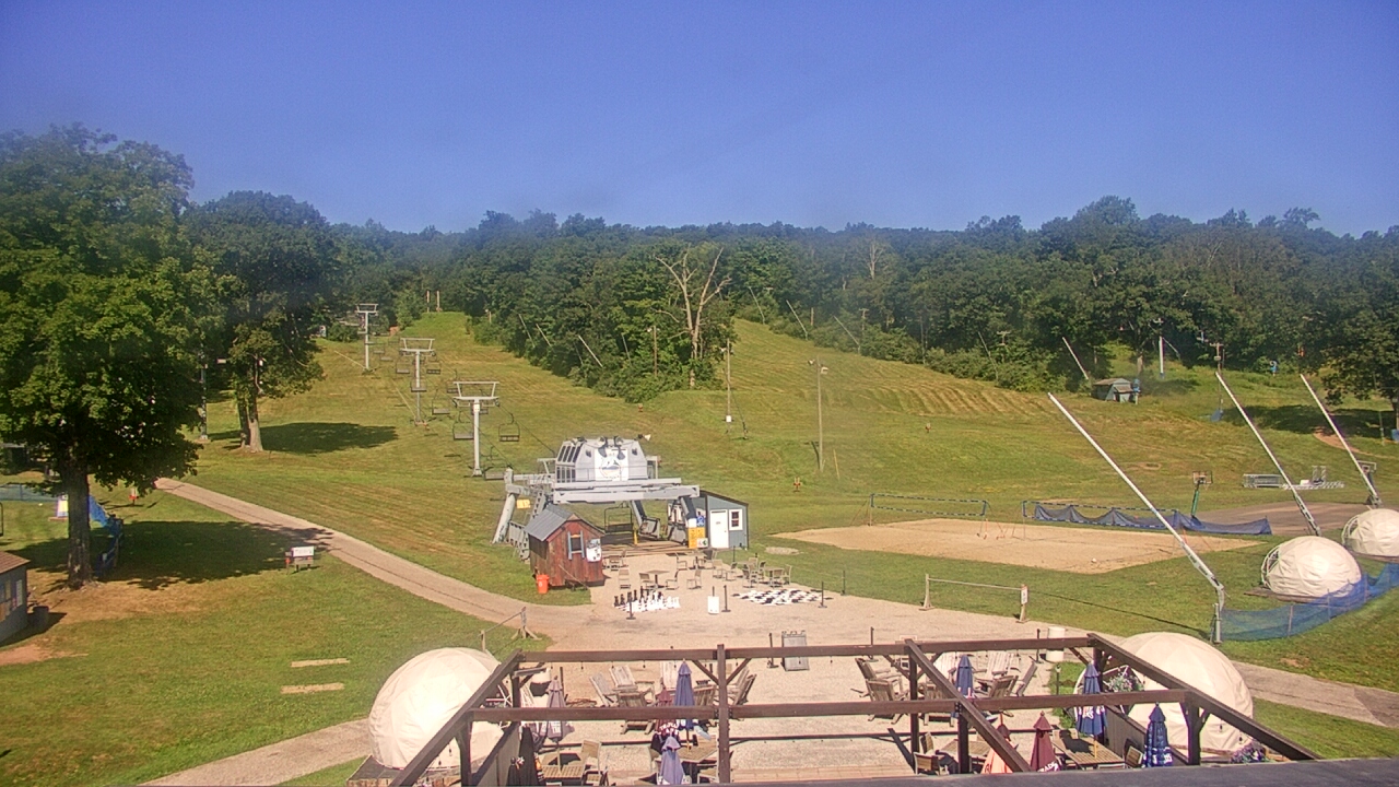 Thumbnail for current weather camera view from Powder Ridge Ski Resort in Middlefield, Connecticut