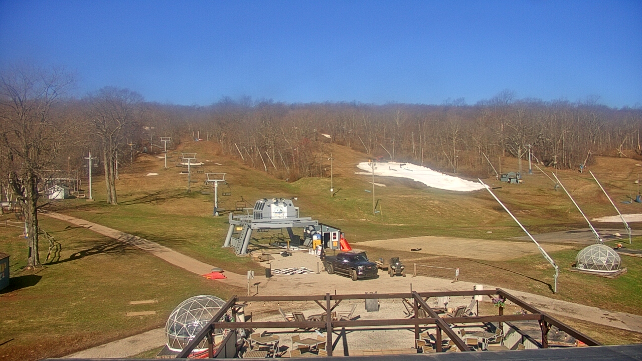 Thumbnail for current weather camera view from Powder Ridge Ski Resort in Middlefield, Connecticut