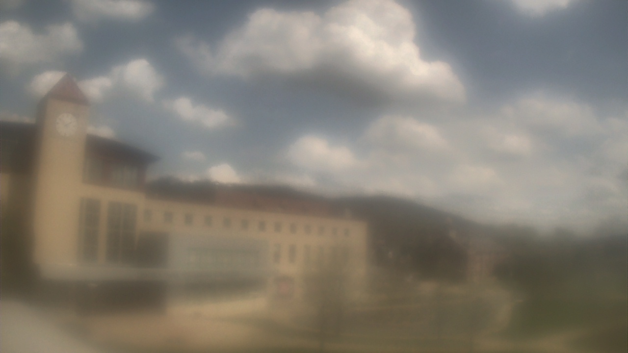 Thumbnail for current weather camera view from Lincoln Park Performing Arts Charter School in Midland, Pennsylvania