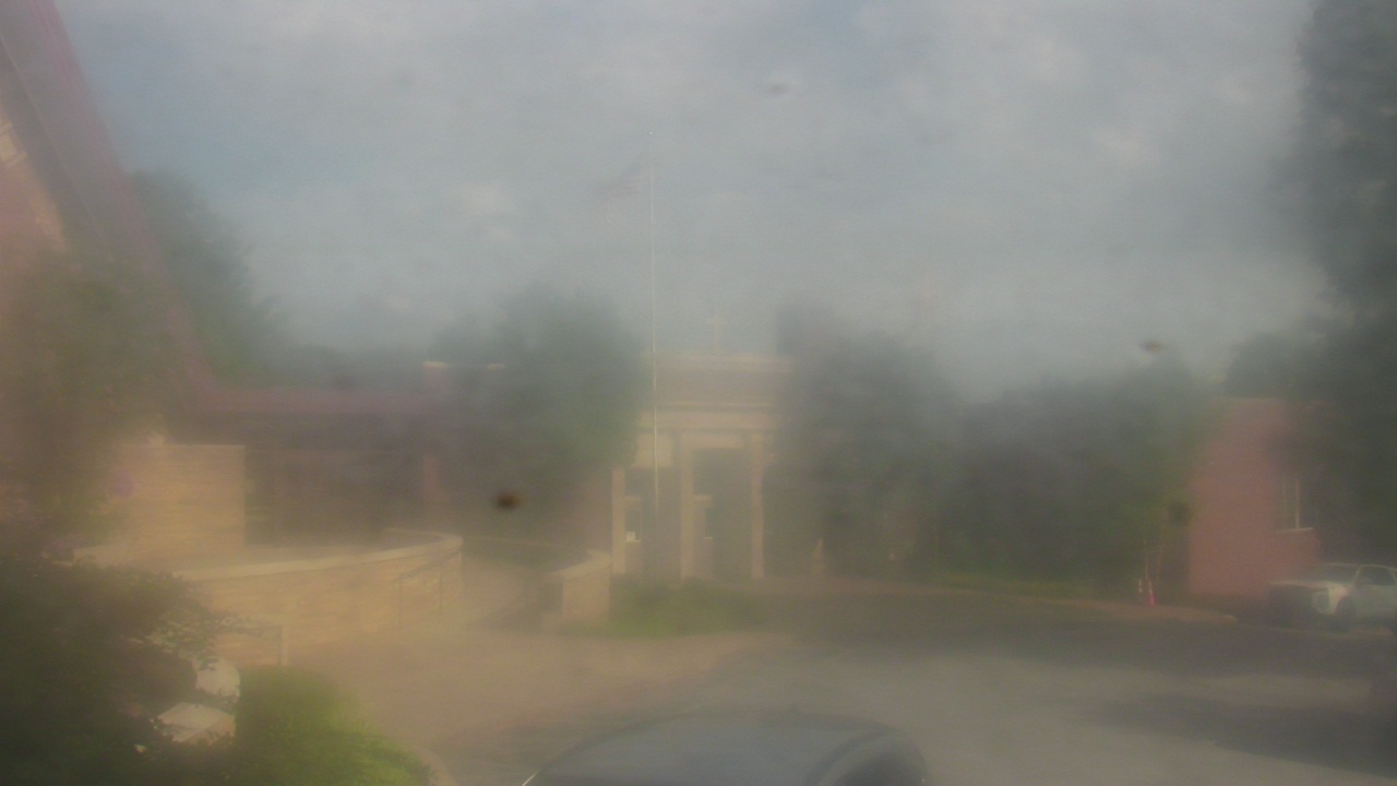 Thumbnail for current weather camera view from St Joseph School in Nashville, Tennessee