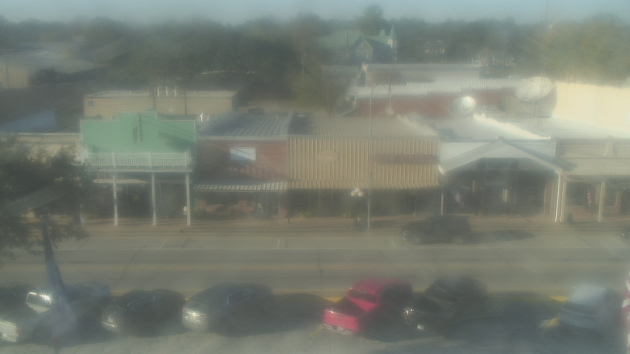 Thumbnail for current weather camera view from Madison County OEM in Madisonville, Texas