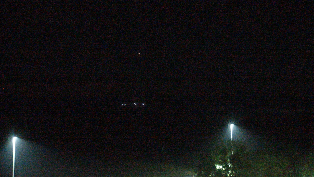 Thumbnail for current weather camera view from Morris Elementary School in Morris, Illinois