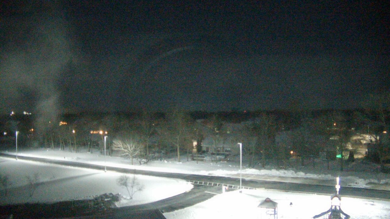 Thumbnail for current weather camera view from Morris Elementary School in Morris, Illinois