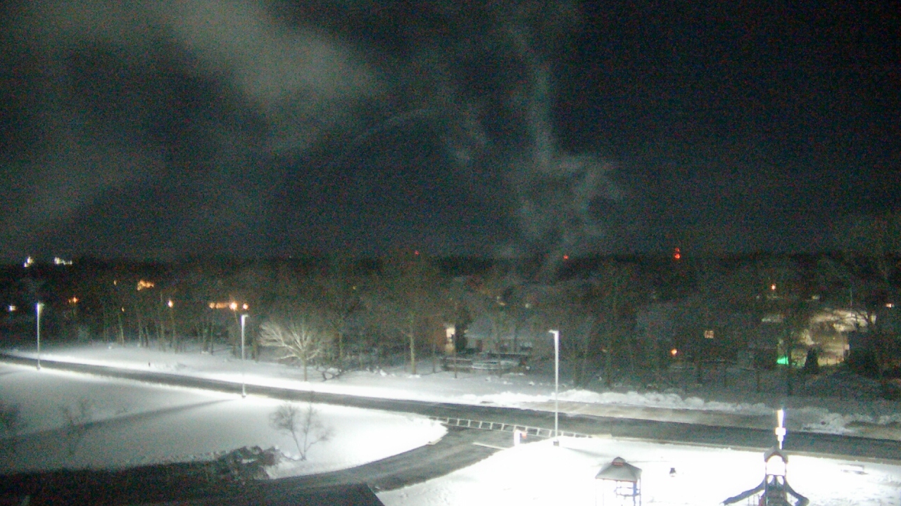 Thumbnail for current weather camera view from Morris Elementary School in Morris, Illinois